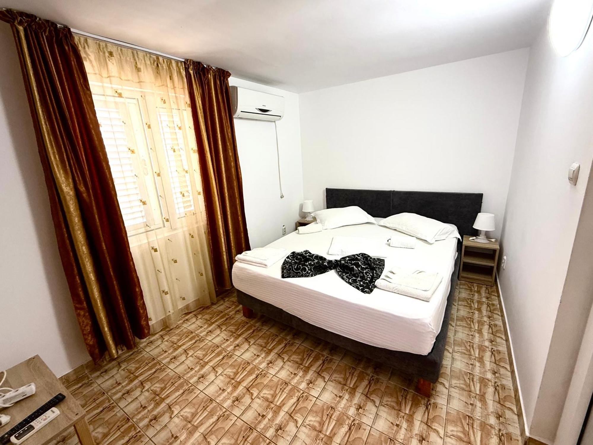 Hotel Decebal Eforie Nord Esterno foto